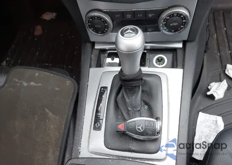 2011 Mercedes-Benz C 300 Sport from USA, damaged, VIN WDDGF5EB3BF637071